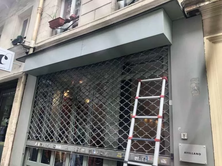 remplacement d'un store métallique