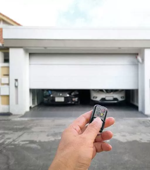 Porte de garage motorisée sur mesure