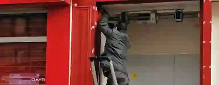 comment débrayer un rideau métallique