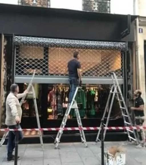 dépannage rideau métallique à Paris 1