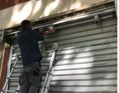 Dépannage rideau métallique électrique