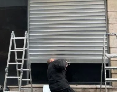 réparation rapide des rideaux métalliques