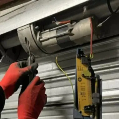 Changement moteur rideau métallique à 94380