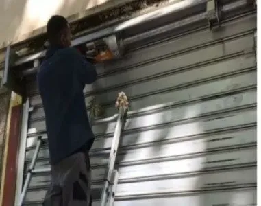 Déblocage de rideau métallique à paris 19