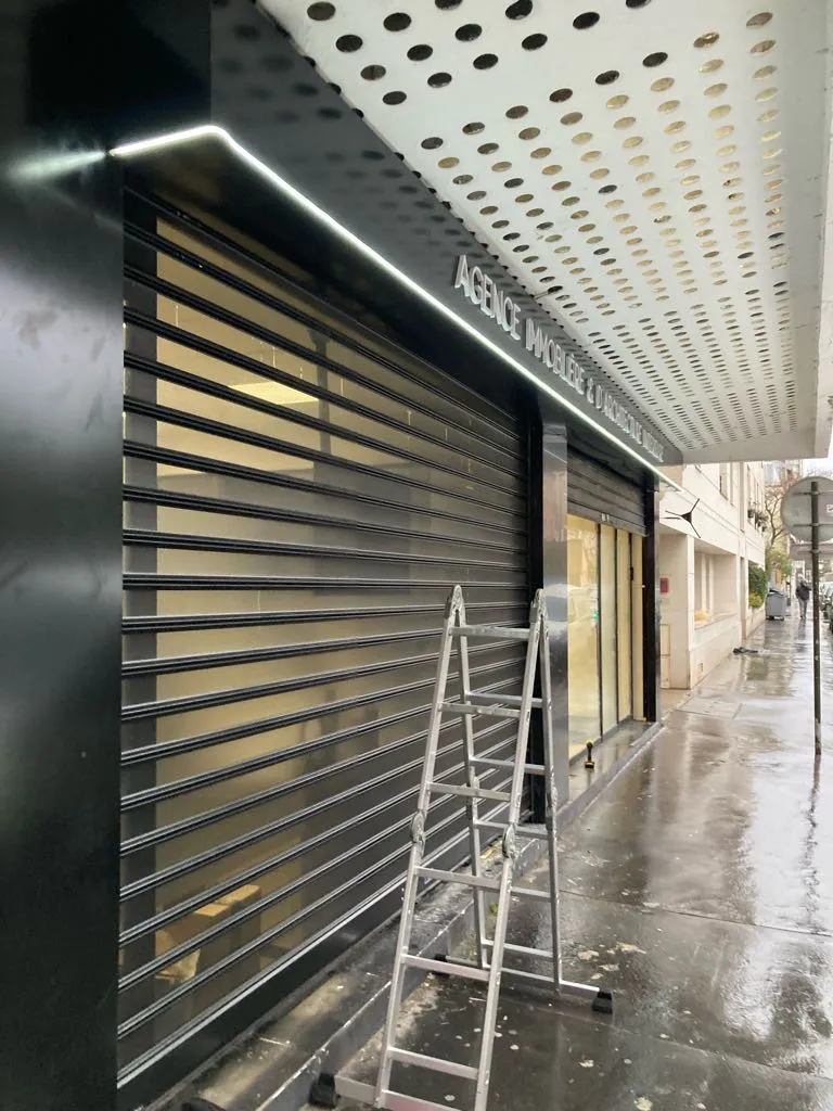 réparation des rideaux métalliques à 93390