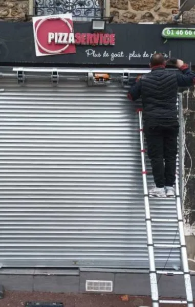 Réparation Rideau Métallique à Collégien